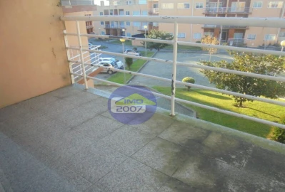 Apartamento T2 para Venda em Canelas