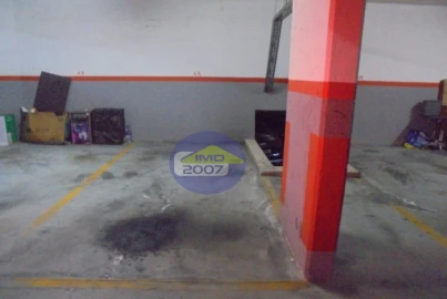 Apartamento T2 para Venda em Canelas