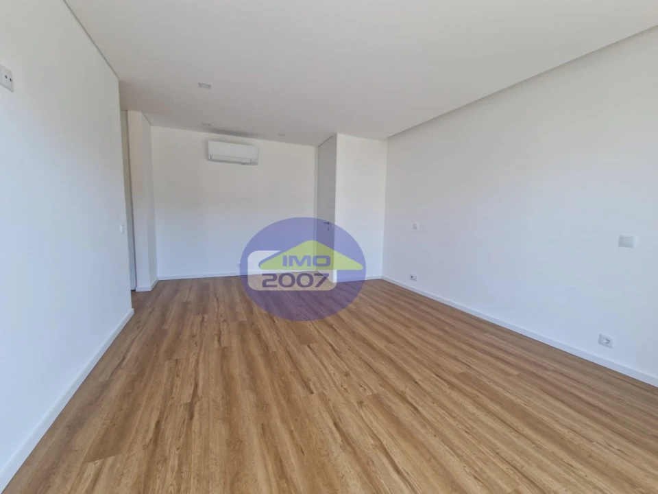 Moradia T4 para Venda em Canidelo Foto 19