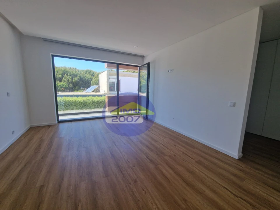 Moradia T4 para Venda em Canidelo Foto 23