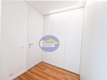 Moradia T4 para Venda em Canidelo