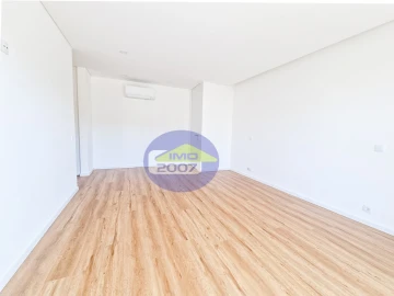 Moradia T4 para Venda em Canidelo