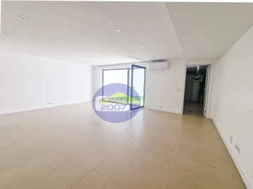 Moradia T4 para Venda em Canidelo