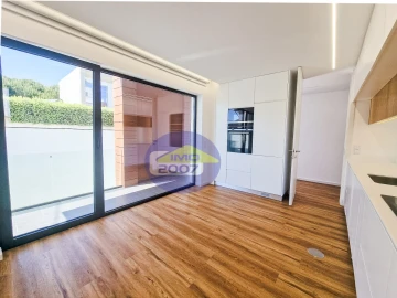 Moradia T4 para Venda em Canidelo