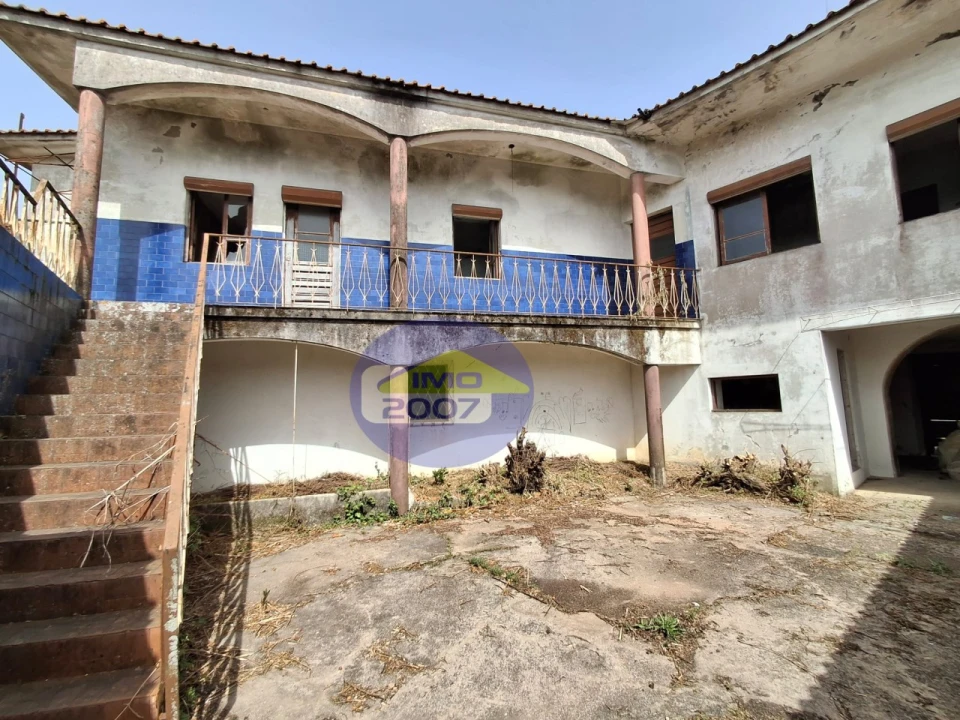 Moradia T3 para Venda em Argoncilhe Foto 1