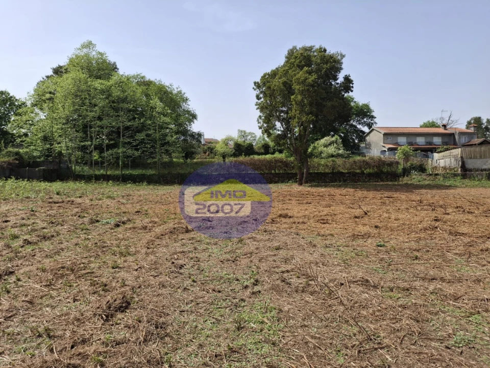 Terreno para Venda em Argoncilhe Foto 5