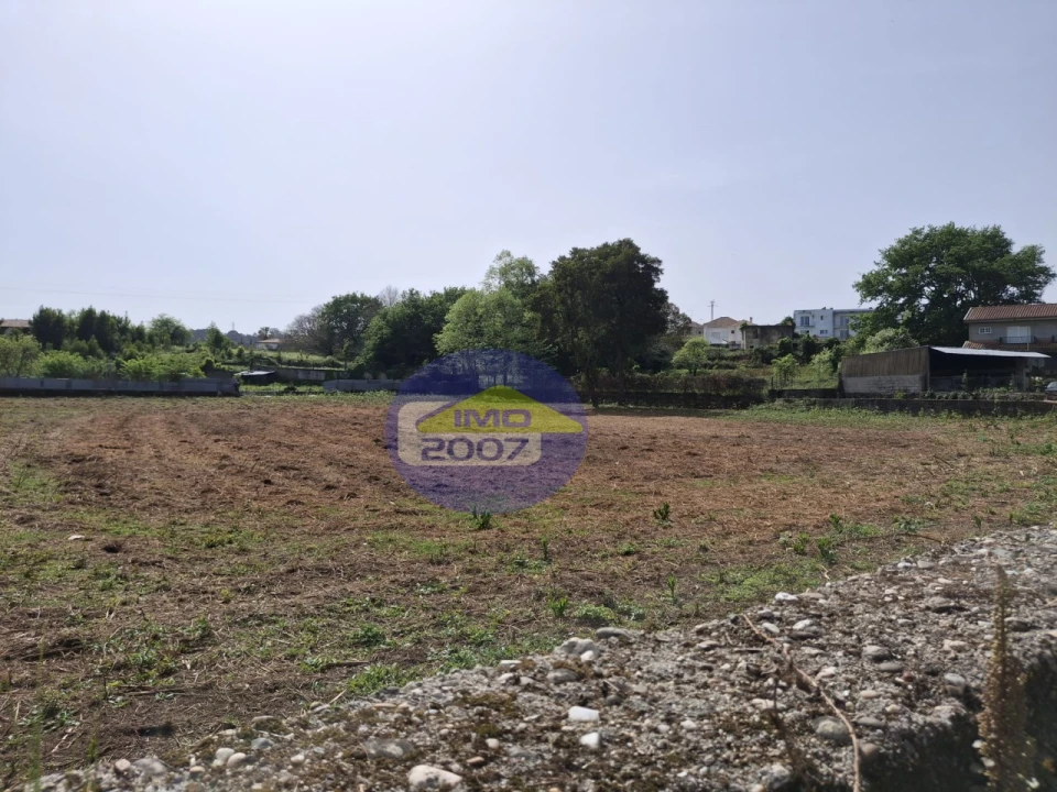Terreno para Venda em Argoncilhe Foto 7