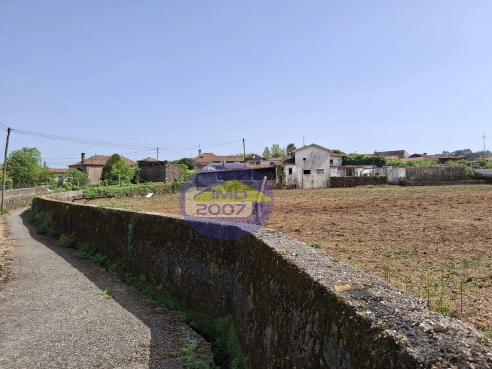 Terreno para Venda em Argoncilhe Foto 8