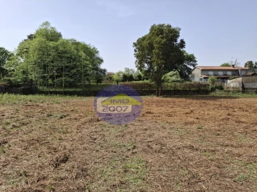 Terreno para Venda em Argoncilhe