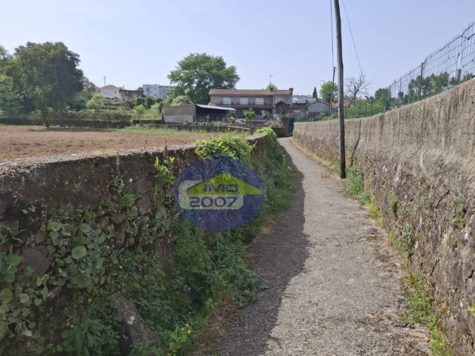 Terreno para Venda em Argoncilhe Foto 6