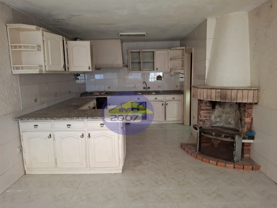 Moradia T3 para Venda em Mozelos Foto 29