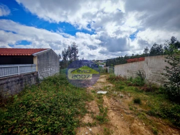 Terreno para Venda em Lobão, Gião, Louredo e Guisande