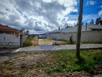 Terreno para Venda em Lobão, Gião, Louredo e Guisande