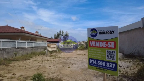 Terreno para Venda em Lobão, Gião, Louredo e Guisande