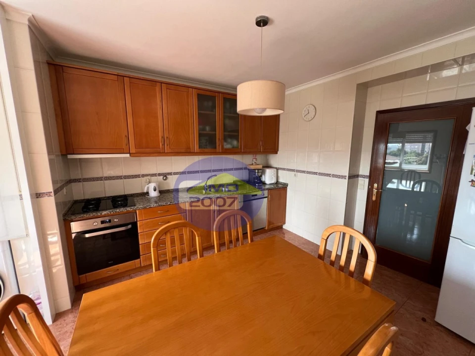 Apartamento T3 para Venda em Mozelos Foto 8