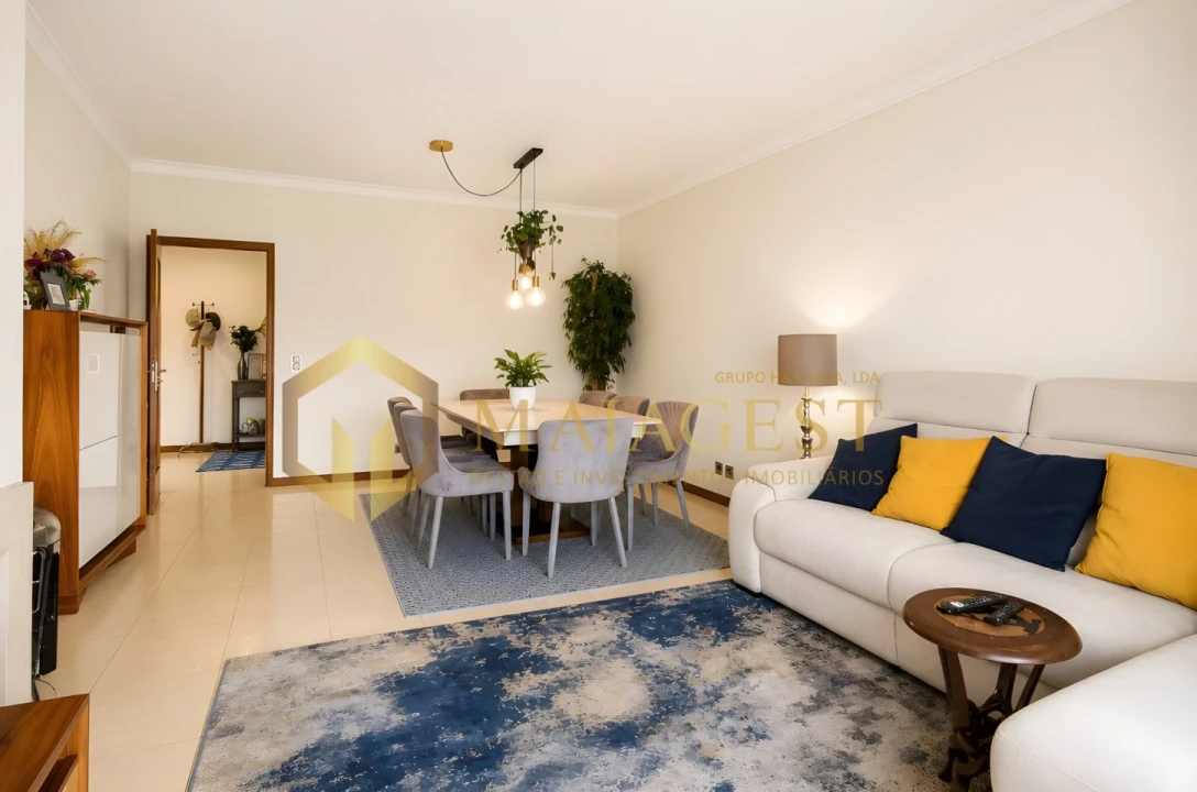 Apartamento T4 para Venda em Mafamude e Vilar do Paraíso Foto 6