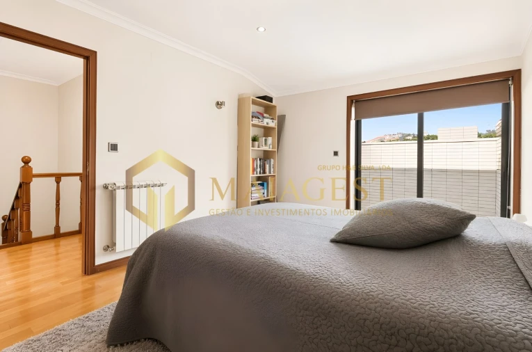 Apartamento T4 para Venda em Mafamude e Vilar do Paraíso Foto 17