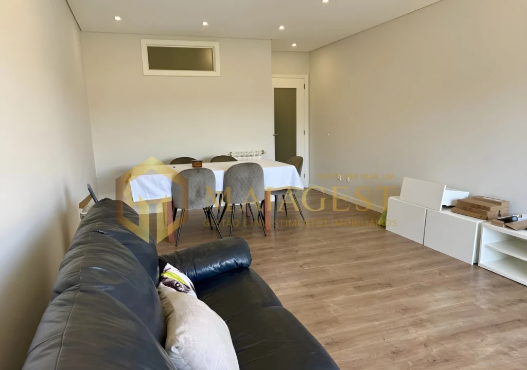 Apartamento T2 para Venda em Gulpilhares e Valadares Foto 4