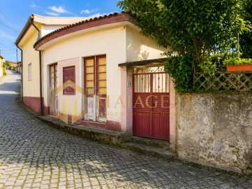 Moradia T3 para Venda em Serzedo e Perosinho
