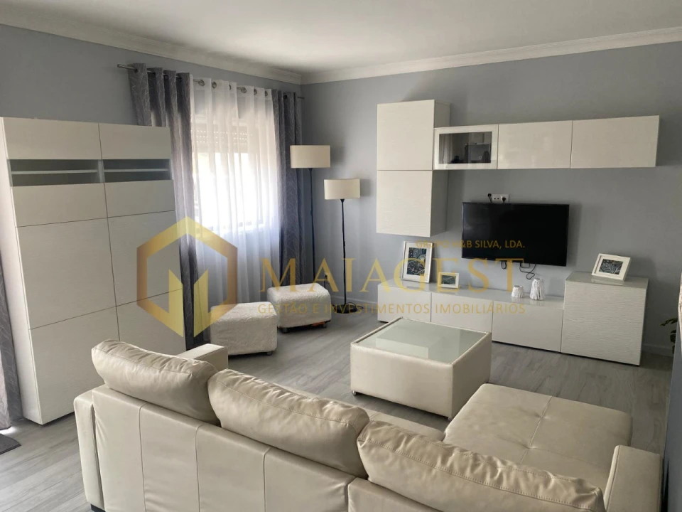 Apartamento T2 para Arrendamento em São Mamede de Infesta e Senhora da Hora Foto 1