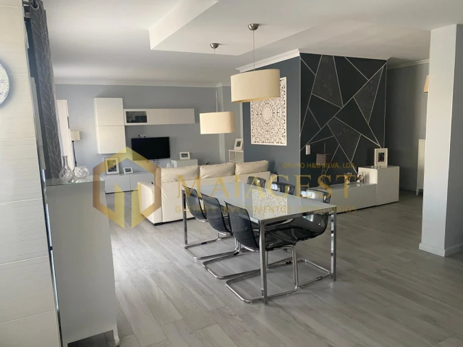 Apartamento T2 para Arrendamento em São Mamede de Infesta e Senhora da Hora Foto 17