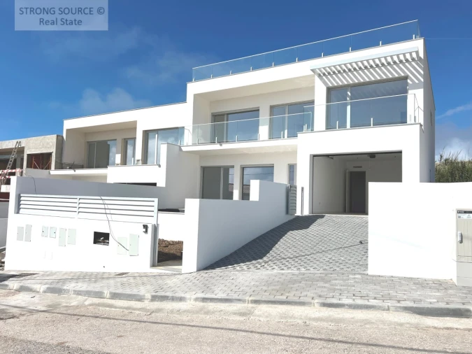 Moradia T3 para Venda em Lourinhã e Atalaia Foto 3