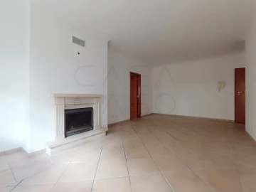 Apartamento T1 para Arrendamento em Setubal (São Sebastião)
