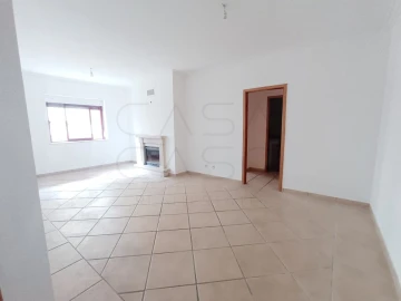 Apartamento T1 para Arrendamento em Setubal (São Sebastião)