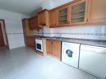 Apartamento T1 para Arrendamento em Setubal (São Sebastião)