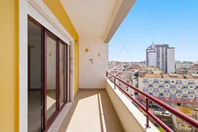 Apartamento T3 para Venda em Setubal (São Sebastião)