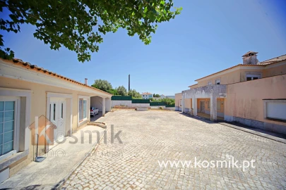 Moradia T8 para Venda em Bucelas
