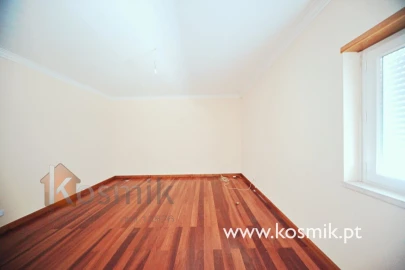 Moradia T8 para Venda em Bucelas