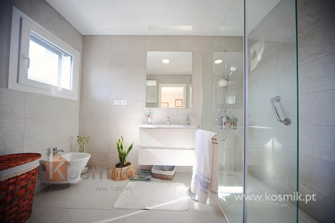 Apartamento T2 para Venda em Pontinha e Famões Foto 36