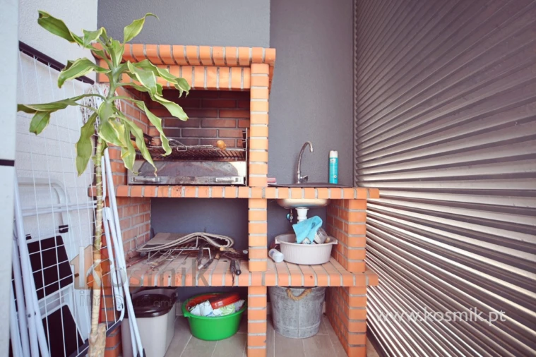 Apartamento T2 para Venda em Pontinha e Famões Foto 44