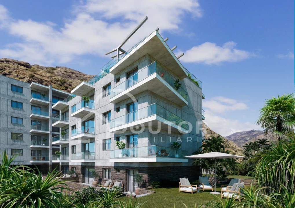Apartamento T1 para Venda em Ribeira Brava Foto 3