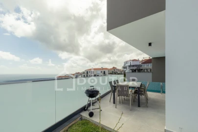 Moradia T3 para Venda em Funchal (Santa Maria Maior)