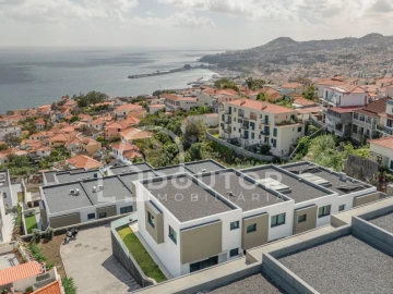 Moradia T3 para Venda em Funchal (Santa Maria Maior)