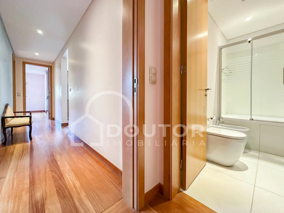 Apartamento T3 para Venda em Funchal (São Pedro) Foto 24