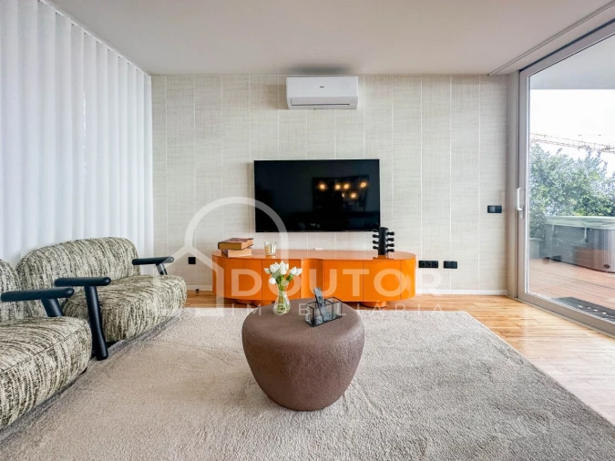 Moradia T3 para Venda em São Martinho Foto 3