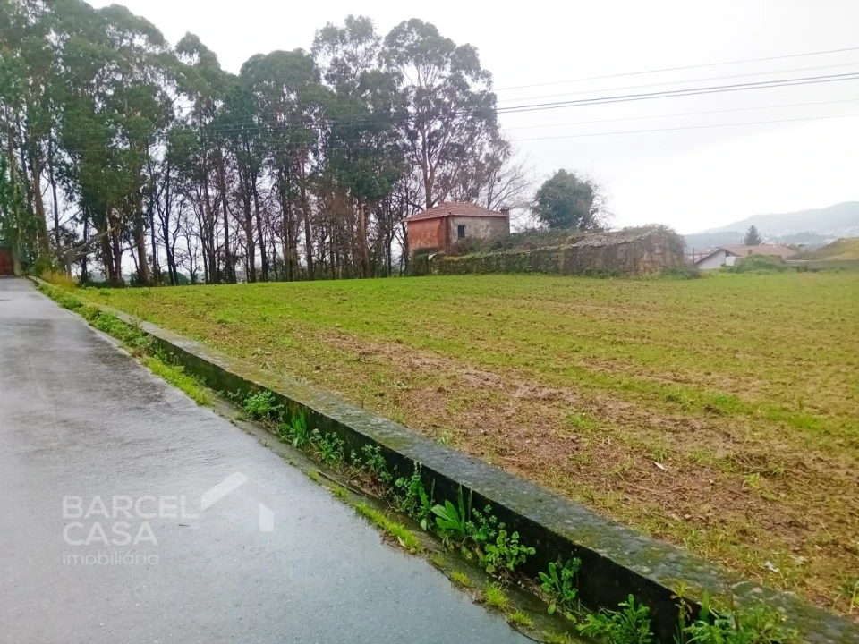 Terreno para Venda em Manhente Foto 1