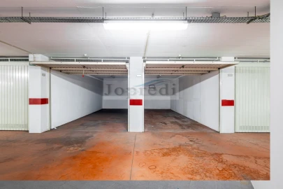Apartamento T3 para Venda em Carcavelos e Parede