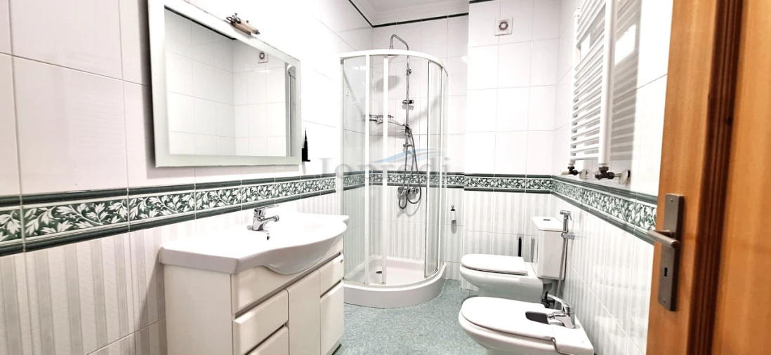 Apartamento T3 para Venda em Carcavelos e Parede Foto 14