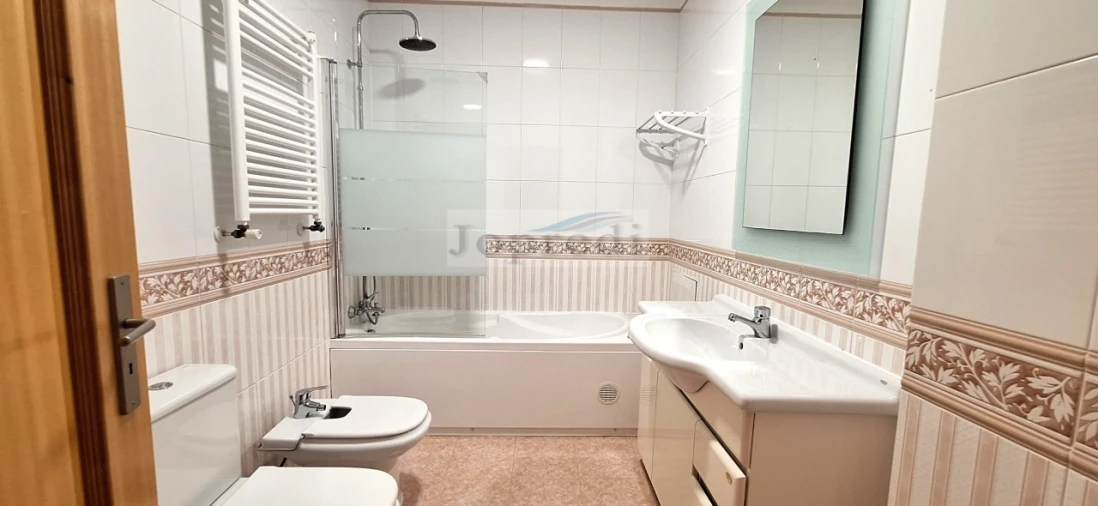 Apartamento T3 para Venda em Carcavelos e Parede Foto 19
