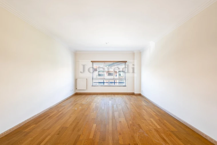 Apartamento T3 para Venda em Carcavelos e Parede Foto 6