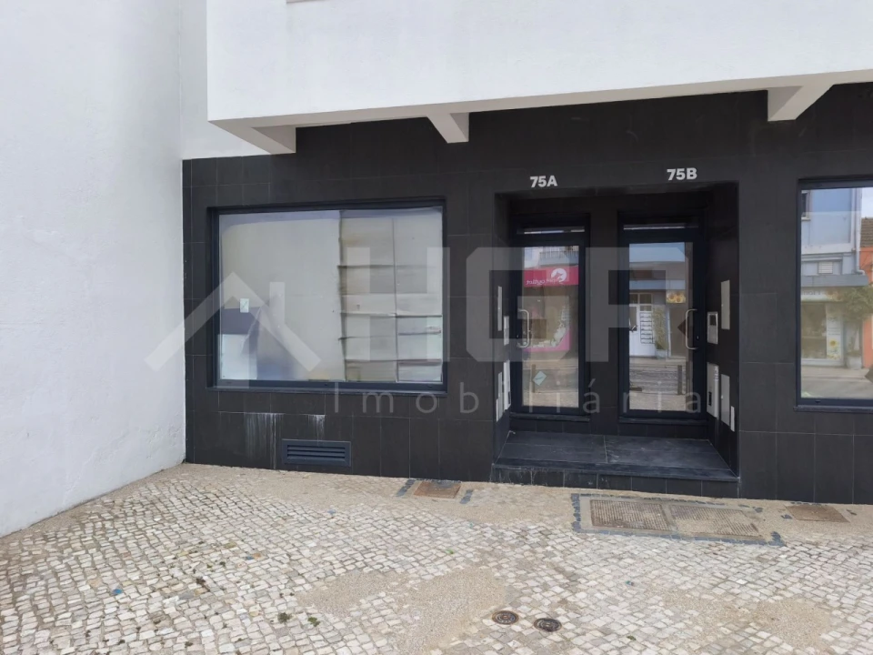 Loja para Arrendamento em Barreiro e Lavradio Foto 1
