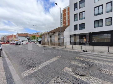 Loja para Arrendamento em Barreiro e Lavradio