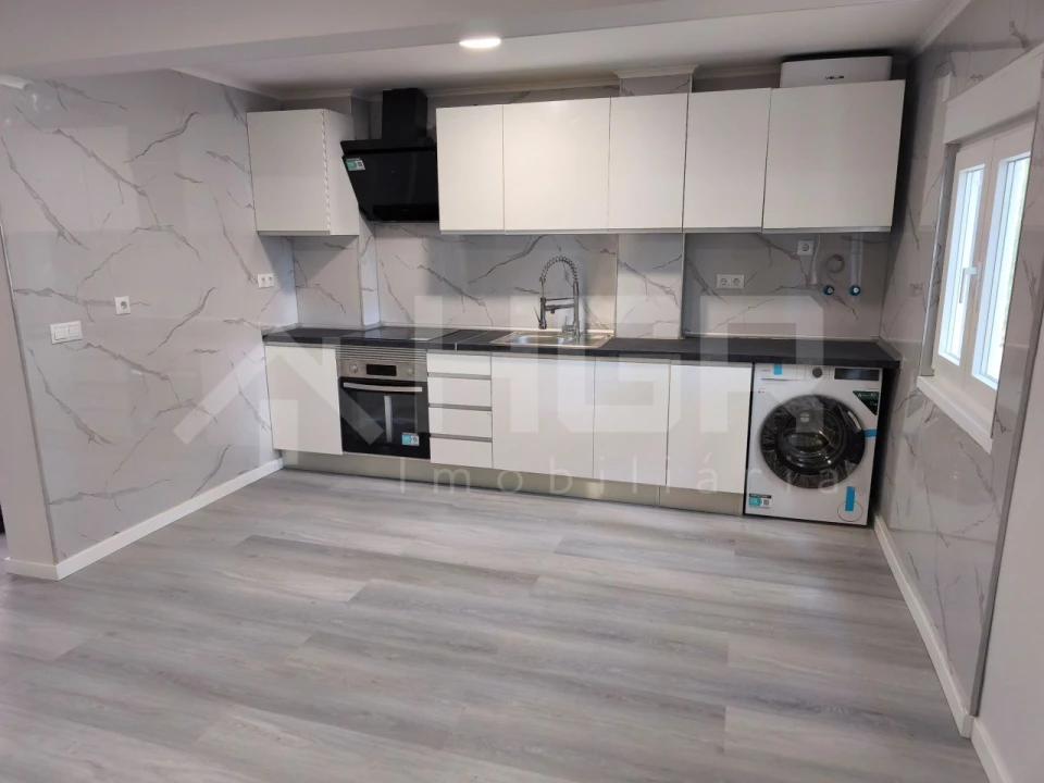 Apartamento T3 para Venda em Laranjeiro e Feijó Foto 5