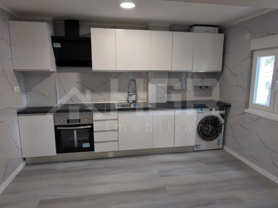 Apartamento T3 para Venda em Laranjeiro e Feijó Foto 6