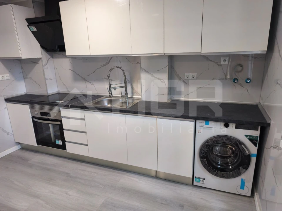 Apartamento T3 para Venda em Laranjeiro e Feijó Foto 8