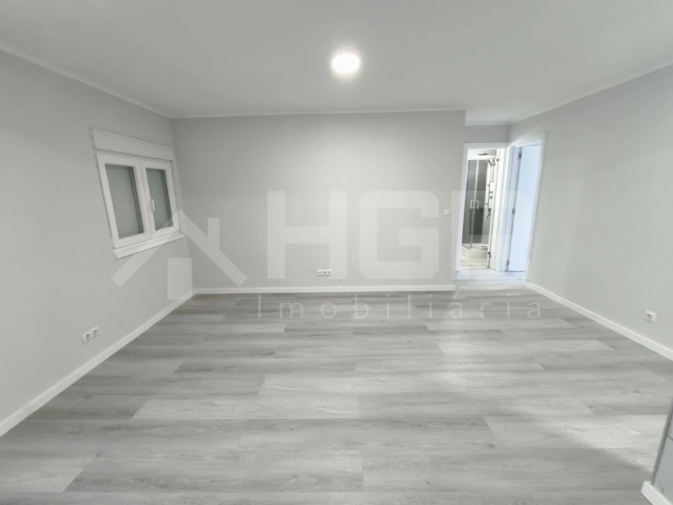 Apartamento T3 para Venda em Laranjeiro e Feijó Foto 12